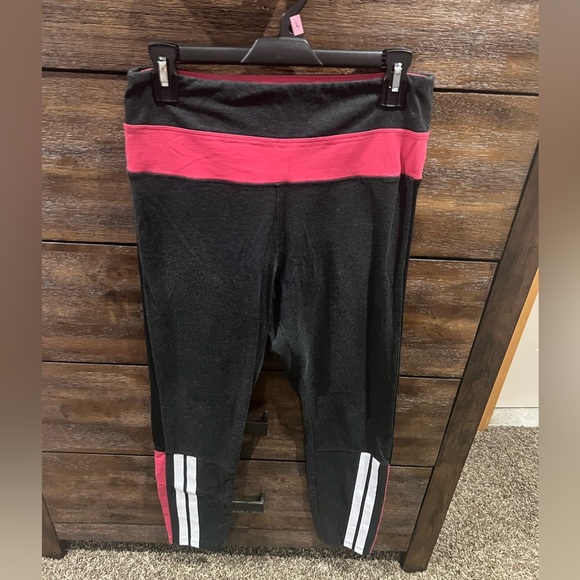 🩶❤️VS PINK‎ L - Picture 1 of 3